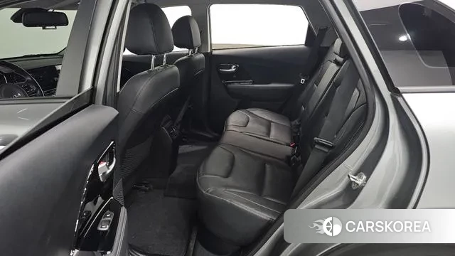 Kia Niro EV 2021 Серебристо-серый из Кореи, фото 3