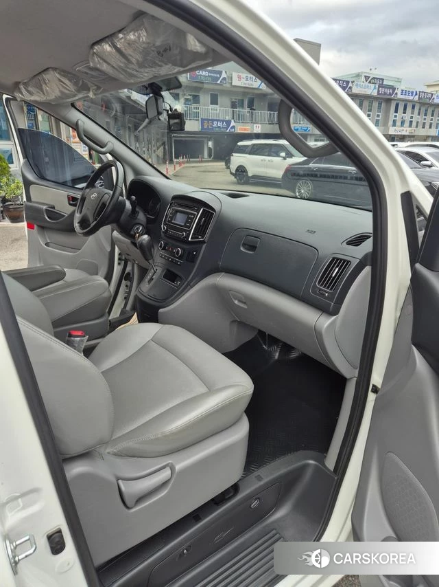 Hyundai The New Grand Starex 2019 Белый из Кореи, фото 3