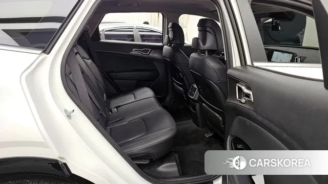 Kia Sportage 5th Generation 2022 Белый из Кореи, фото 3