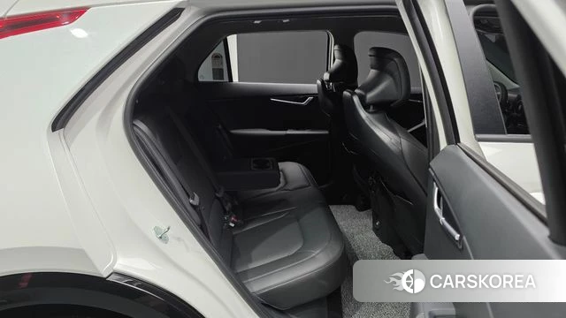 Kia Di Ol Nu Niro 2025 Белый из Кореи, фото 3