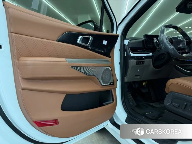 Kia The New Carnival 4th Generation 2026 Белый из Кореи, фото 3