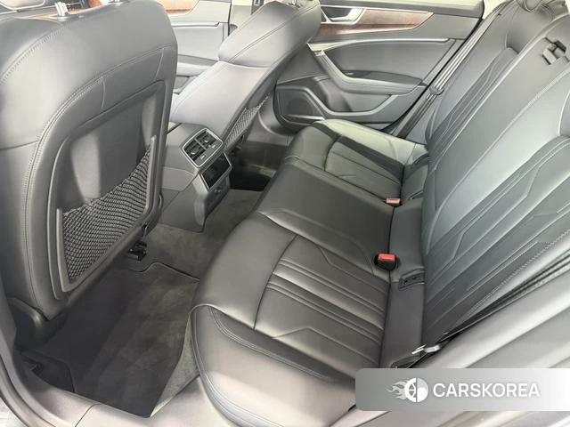 Audi A7 2021 Темно-серый из Китая, фото 3