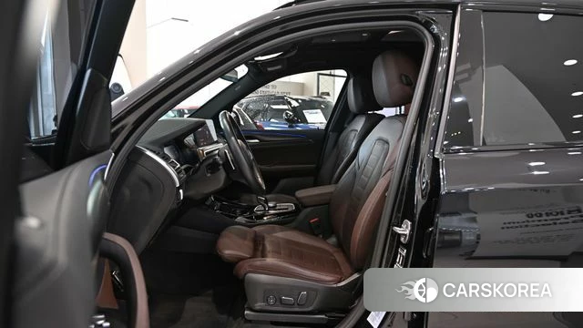 BMW X3 (G01) 2024 Черный из Кореи, фото 3