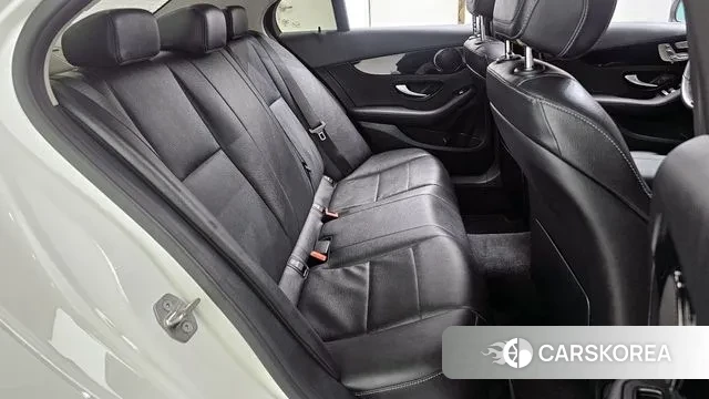 Mercedes-Benz C-Class W205 2018 Белый из Кореи, фото 3