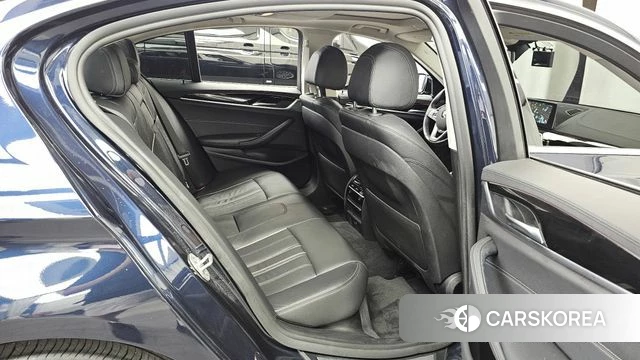 BMW 5 Series (G30) 2018 Синий из Кореи, фото 3