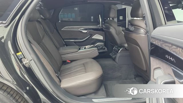 Audi A8 (D5) 2022 Черный из Кореи, фото 3