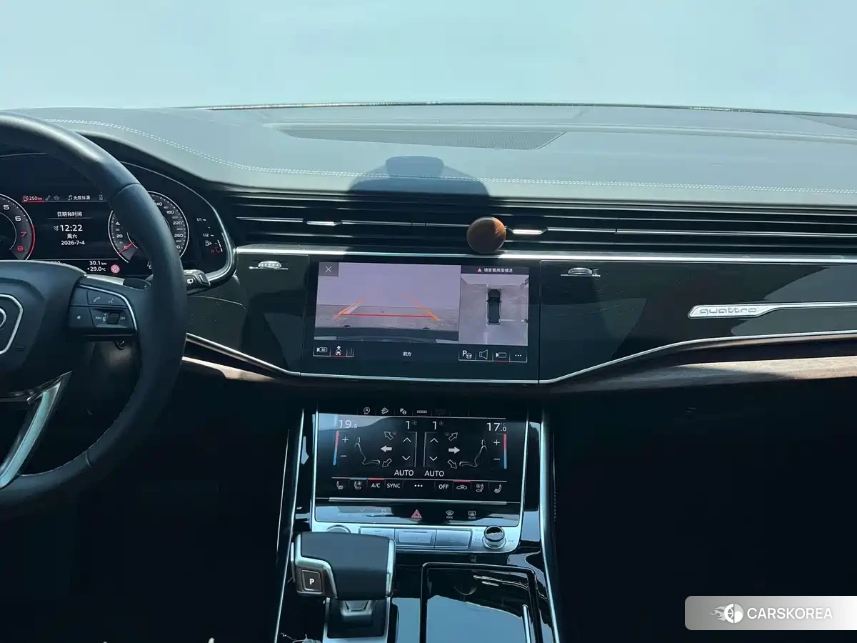 Audi Q7 2025 Черный из Китая, фото 3