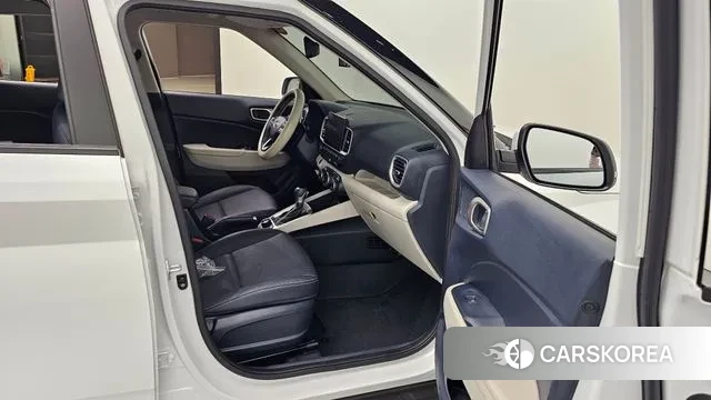 Hyundai Venue 2022 Белый из Кореи, фото 3