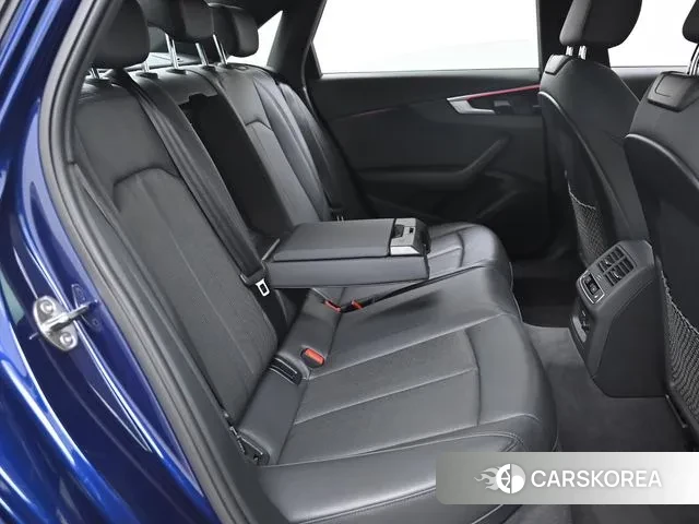 Audi A4 (B9) 2023 Синий из Кореи, фото 3