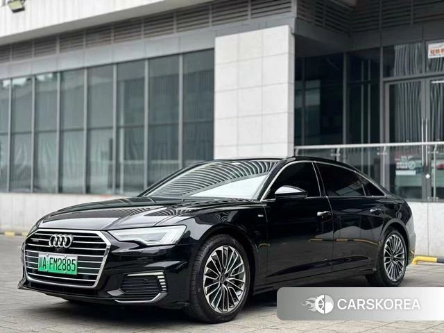 Audi A6L PHEV 2023 Черный из Китая, фото 3
