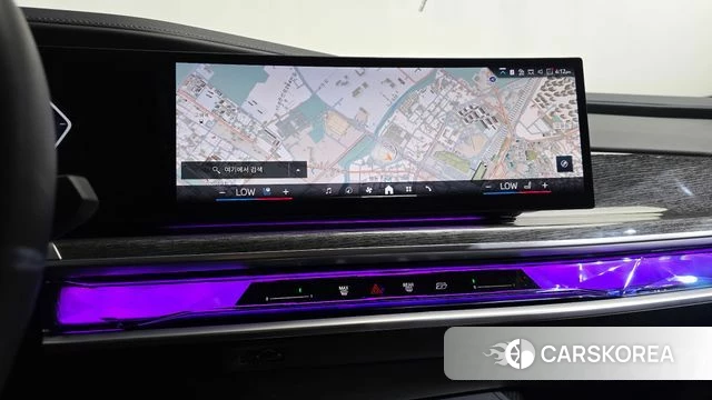 BMW 7 Series (G70) 2024 Черный из Кореи, фото 3