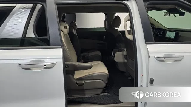 Kia Carnival 4th generation 2022 Белый из Кореи, фото 3