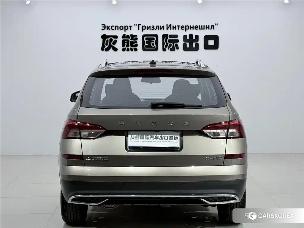 Skoda Komick 2023 Белый из Китая, фото 3