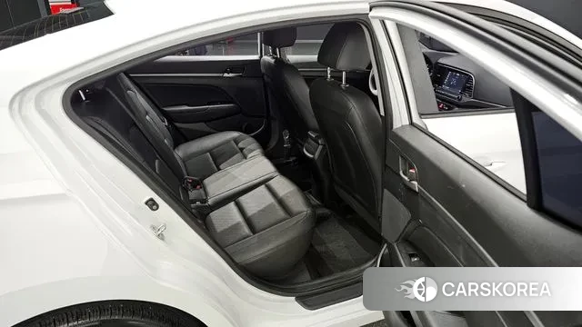 Hyundai Avante AD 2018 Белый из Кореи, фото 3