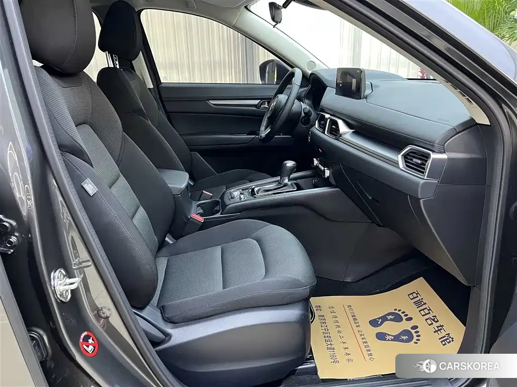 Mazda CX-5 2025 Silver/gray из Китая, фото 3