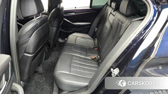 BMW 5 Series (G30) 2023 Черный из Кореи, фото 3