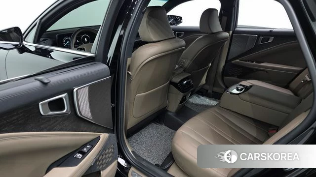 Kia K8 2023 Черный из Кореи, фото 3