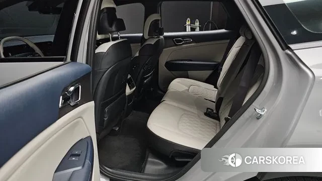 Kia The New Sportage 5th Generation 2025 Серебристо-серый из Кореи, фото 3