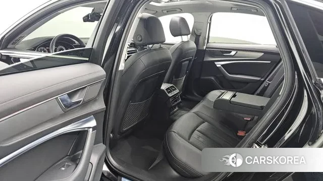 Audi A6 (C8) 2023 Черный из Кореи, фото 3