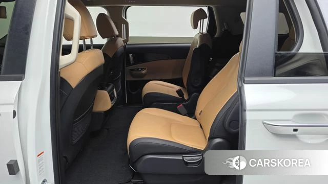 Kia Carnival 4th generation 2023 Белый из Кореи, фото 3