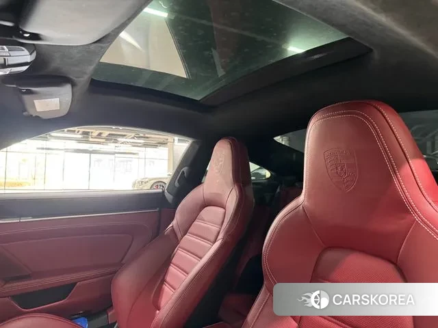 Porsche 911(992) 2022 Серебристо-серый из Кореи, фото 3