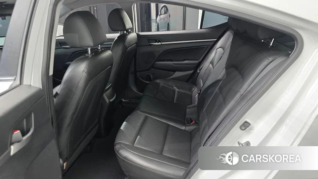 Hyundai Avante AD 2018 Белый из Кореи, фото 3