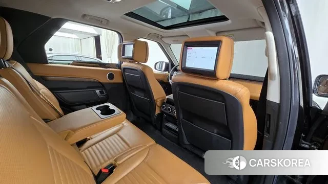 Land Rover Discovery 5 2018 Черный из Кореи, фото 3