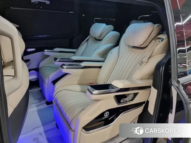 Kia Carnival 4th generation 2022 Черный из Кореи, фото 3