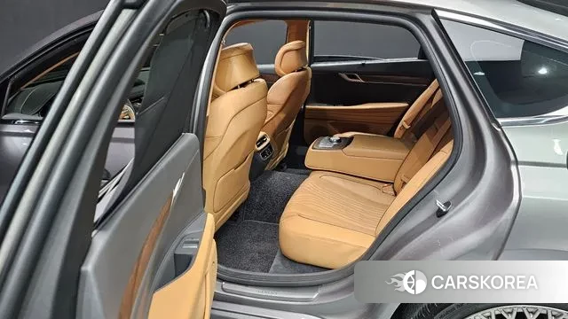 Genesis G80 (RG3) 2023 Серебристо-серый из Кореи, фото 3