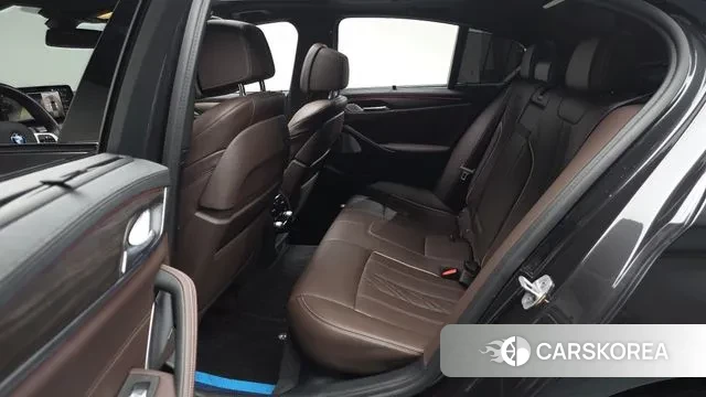 BMW 5 Series (G30) 2021 Серый из Кореи, фото 3