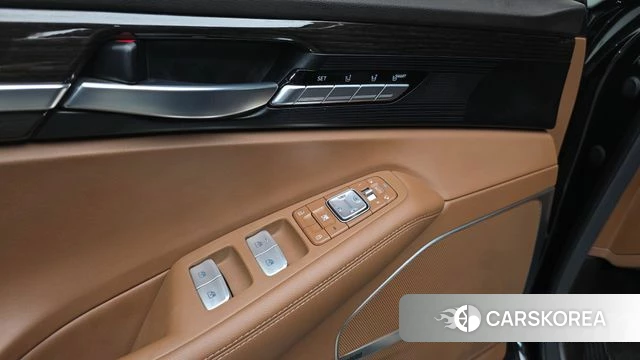 Genesis G90 2019 Черный из Кореи, фото 3