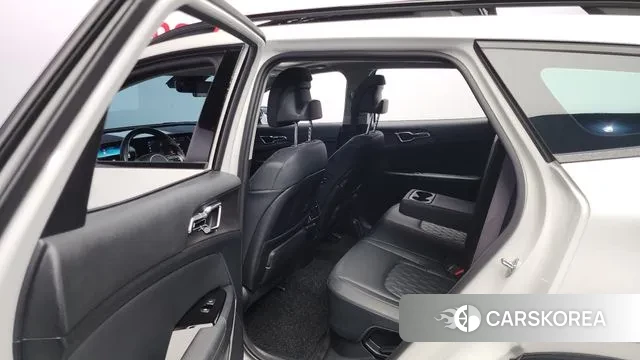 Kia Sportage 5th Generation Hybrid 2022 Белый из Кореи, фото 3