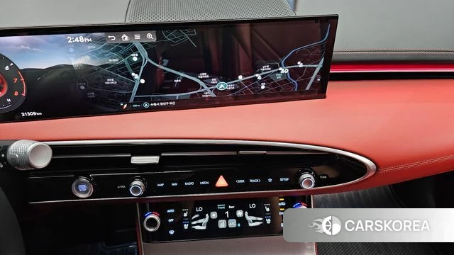 Genesis GV70 2024 Белый из Кореи, фото 3