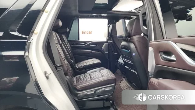 Cadillac Escalade 5th Generation 2022 Черный из Кореи, фото 3