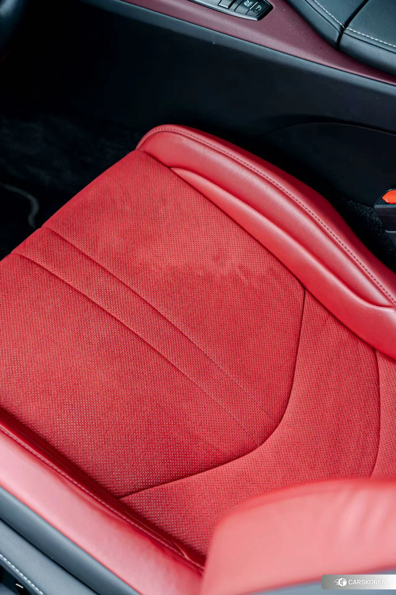 Lexus LC 2021 Белый из Китая, фото 3