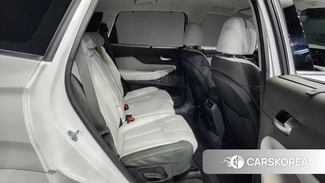 Hyundai The New Santa Fe 2023 Белый из Кореи, фото 3