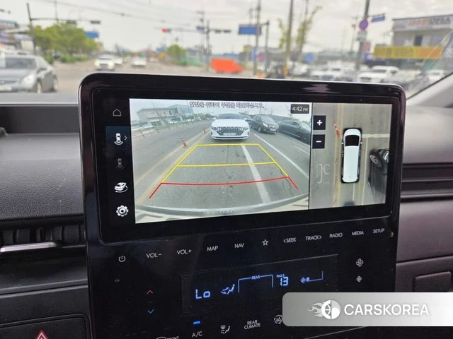 Hyundai Staria 2022 Белый из Кореи, фото 3