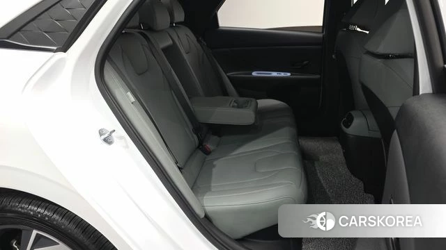 Hyundai The New Avante Hybrid (CN7) 2025 Белый из Кореи, фото 3