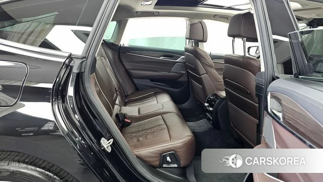 BMW 6 Series GT (G32) 2023 Черный из Кореи, фото 3