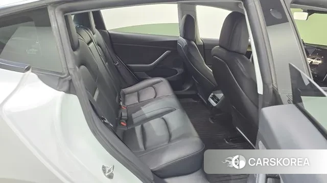 Tesla Model 3 2022 Белый из Кореи, фото 3