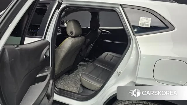 Chevrolet (GM Daewoo) Trax Crossover 2024 Белый из Кореи, фото 3