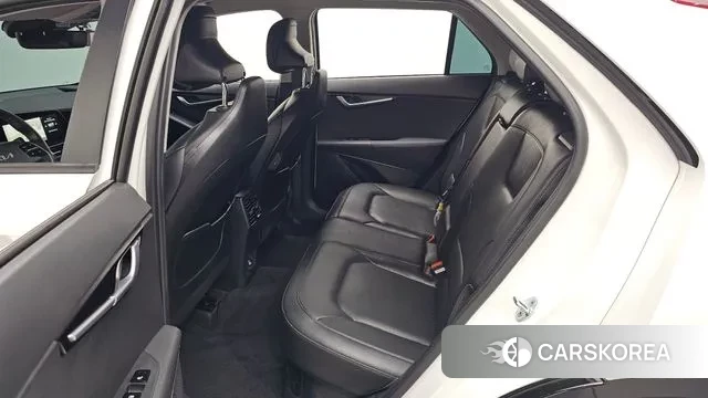 Kia Di Ol Nu Niro 2022 Белый из Кореи, фото 3