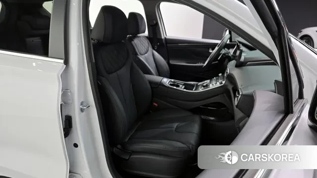 Hyundai The New Santa Fe 2023 Белый из Кореи, фото 3