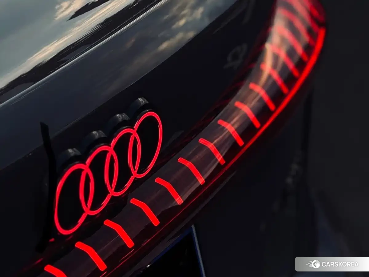 Audi A5L 2025 Champagne/brown из Китая, фото 3