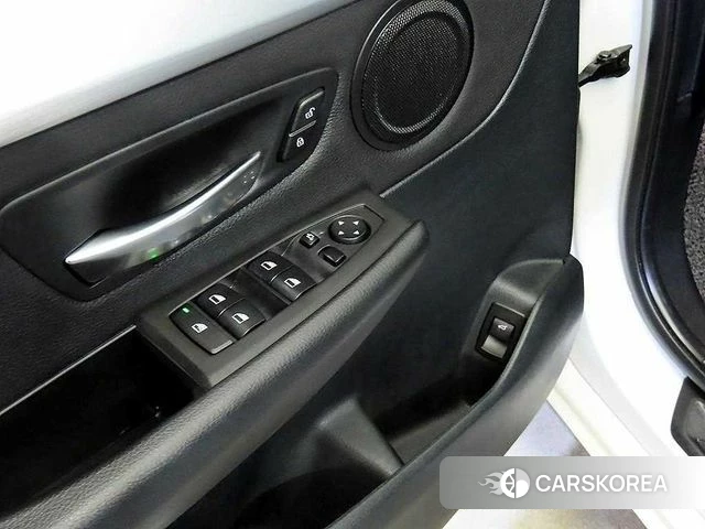 BMW 2 Series Active Tourer (F45) 2019 Белый из Кореи, фото 3