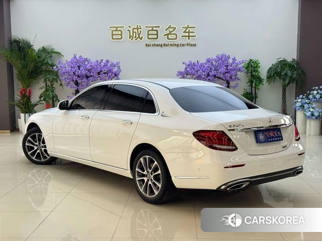 Mercedes-Benz E-class 2018 Белый из Китая, фото 3