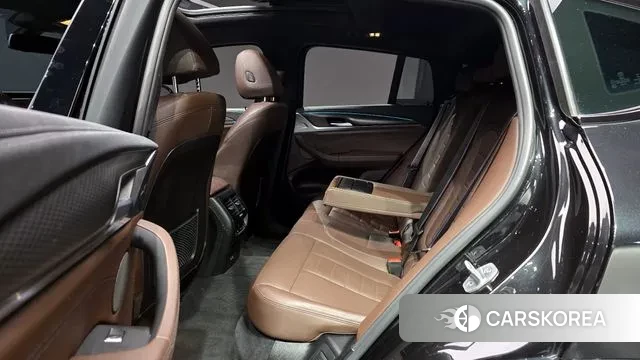 BMW X4 (G02) 2022 Черный из Кореи, фото 3