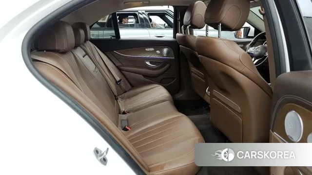 Mercedes-Benz E-Class W213 2020 Белый из Кореи, фото 3