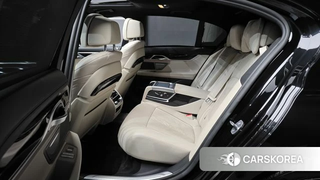 BMW 7 Series (G11) 2020 Черный из Кореи, фото 3