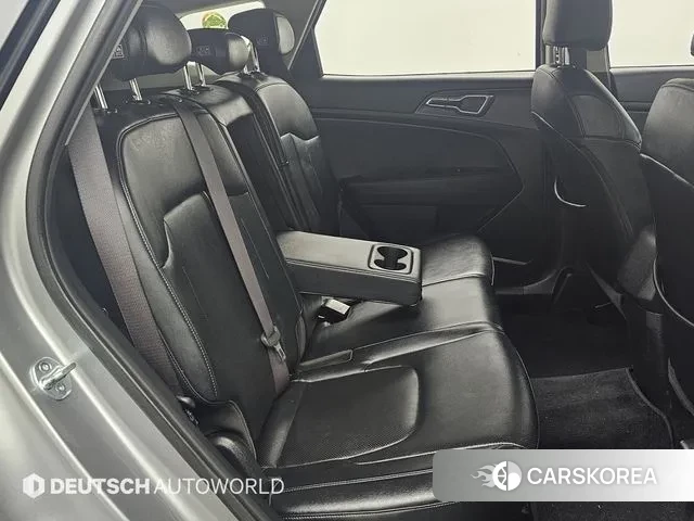 Kia Sportage 5th Generation 2023 Серебристо-серый из Кореи, фото 3